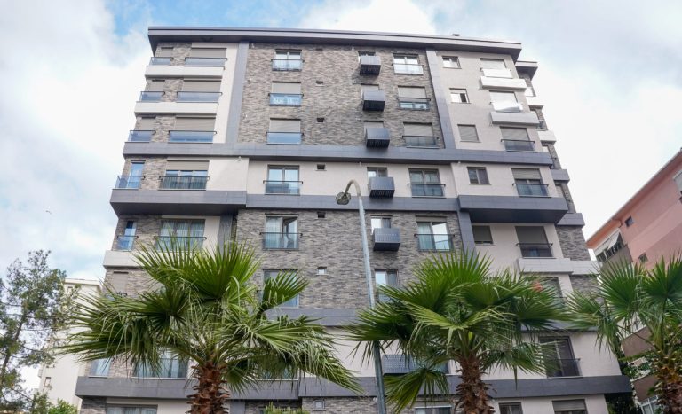 Duru Ulutaş Apartmanı